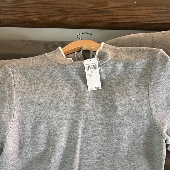 Nicole Miller Gray Short Sleeve Sweater Dress with Pockets - Picture 5 of 5